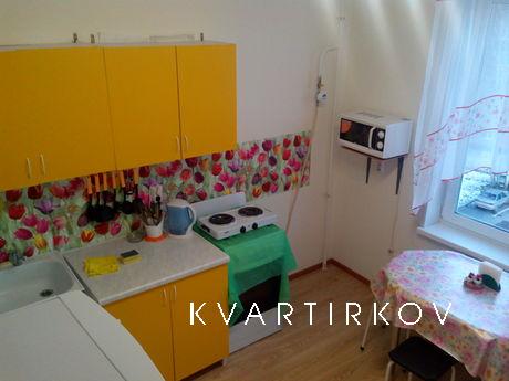 Rent one apartment with lake view, Sredneuralsk - apartment by the day