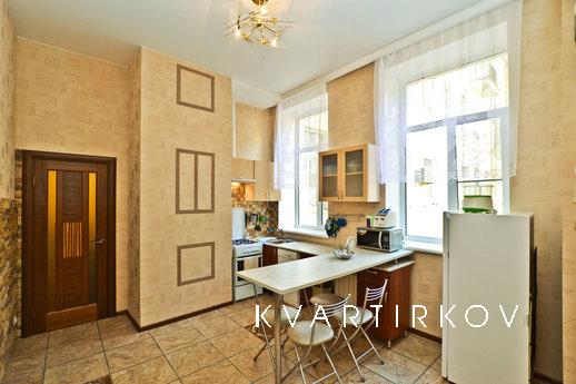 Apartment for rent near Nevsky Prospect, Санкт-Петербург - квартира подобово