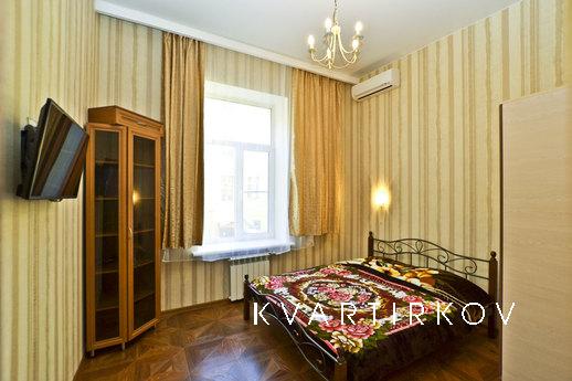 Apartment for rent near Nevsky Prospect, Санкт-Петербург - квартира подобово