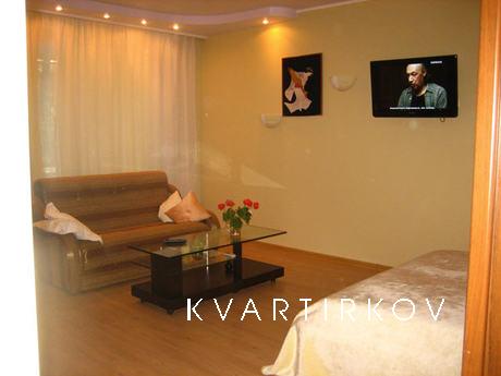 Cozy, modern apartment for daily rent in Kharkov at your ser