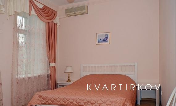 3 BR. apartments in the center of Moscow, Москва - квартира подобово