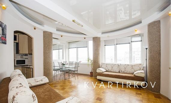 Трехкомнатные апартаменты на Новом Арбате в доме 26, в 5 мин