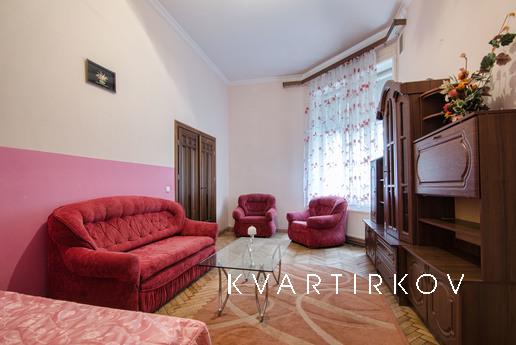 Apartment with separate bedrooms, Lviv - apartment by the day
