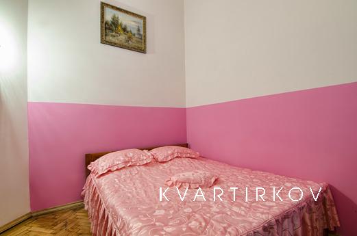Апартаменти з ізольованими спальнями, Львів - квартира подобово