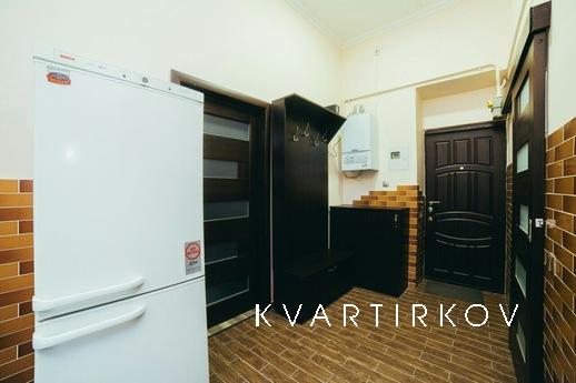 VIP-apartment in the city center, Lviv - apartment by the day