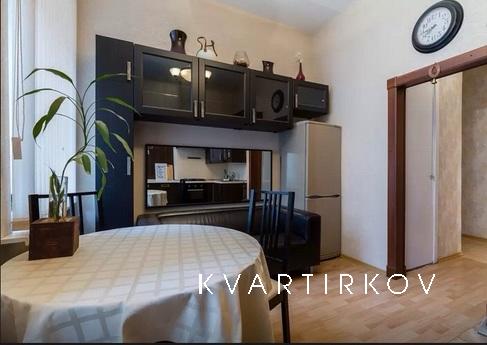 2 bedroom apartment near the metro, Saint Petersburg - apartment by the day