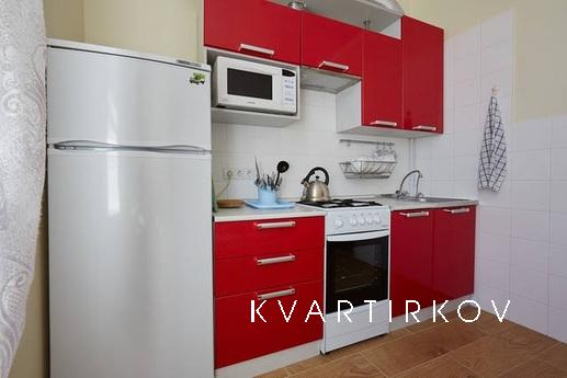 Spacious 2-bedroom in the metro, Санкт-Петербург - квартира подобово