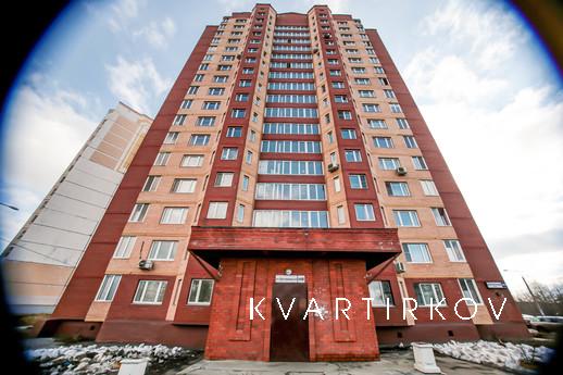 Spacious apartment, Shchyolkovo - apartment by the day