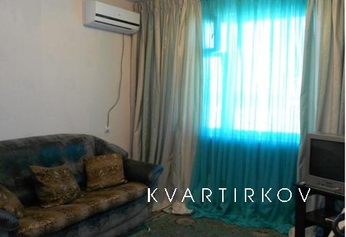 1 ком. квартира на Тулака, Волгоград - квартира посуточно