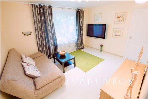 Уютные и комфортные двухкомнатные апартаменты в тихом переул