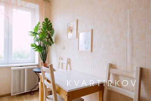 Квартира на Старом Арбате 8 этаж, Москва - квартира посуточно