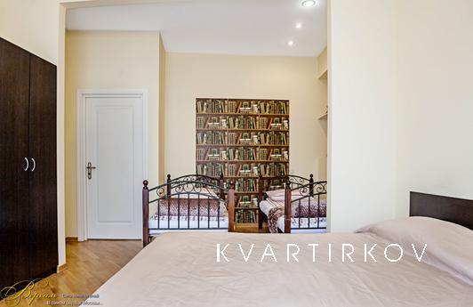 4комн. квартира бизнес-класса, 12 мест, Москва - квартира посуточно