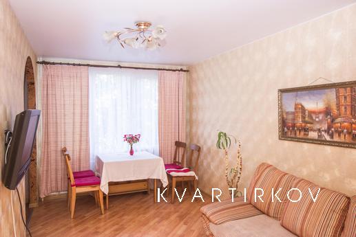 2 bedroom apartment in Moscow!, Москва - квартира подобово