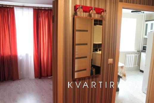 One bedroom apartment in the center, Tyumen - apartment by the day