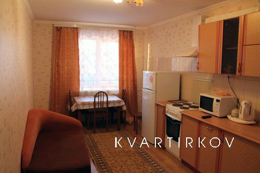 Infrastructure: Convenient transportation, non-stop grocery 