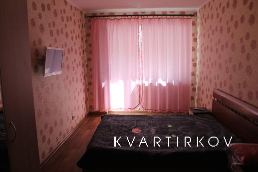 One-bedroom apartment in the center, Tyumen - apartment by the day