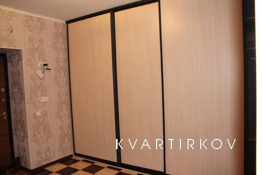 One-bedroom apartment in the center, Tyumen - apartment by the day
