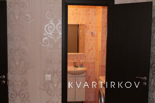 One-bedroom apartment in the center, Tyumen - apartment by the day