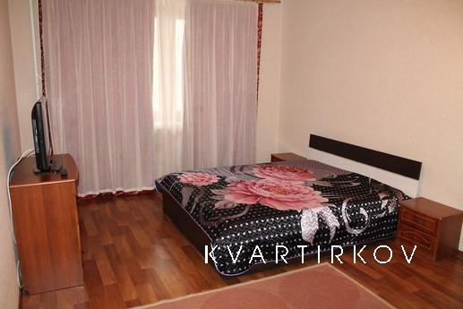 Infrastructure: Convenient transportation, non-stop grocery 