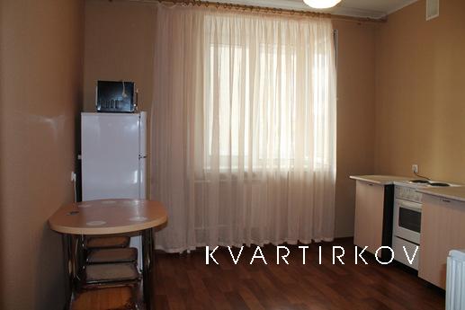 One bedroom apartment in the center, Tyumen - apartment by the day