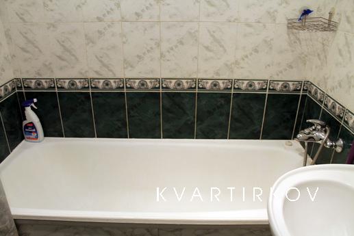 One bedroom apartment, Tyumen - apartment by the day