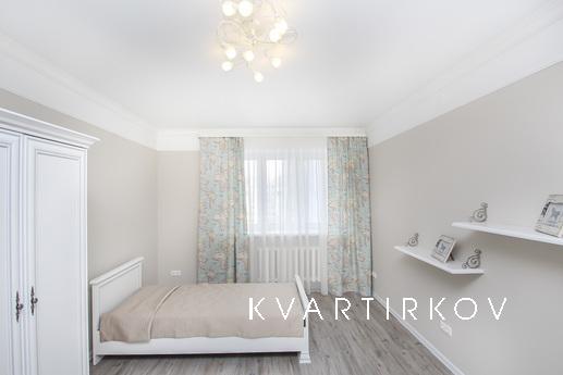 Two bedroom premium apartment, Tyumen - apartment by the day