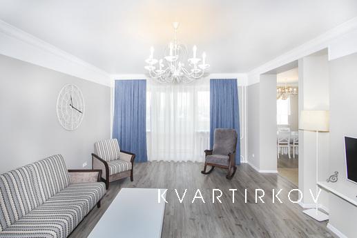 Two bedroom premium apartment, Tyumen - apartment by the day