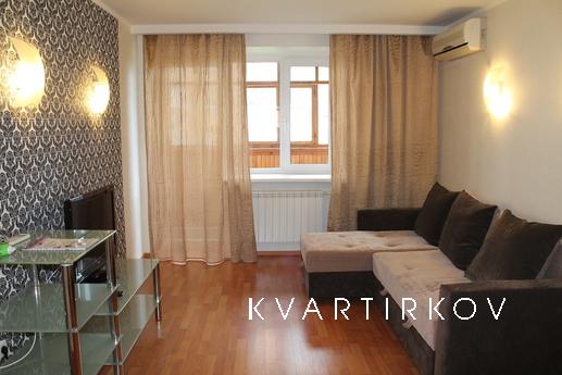 Инфраструктура: 
Центр города, удобная транспортная развязка