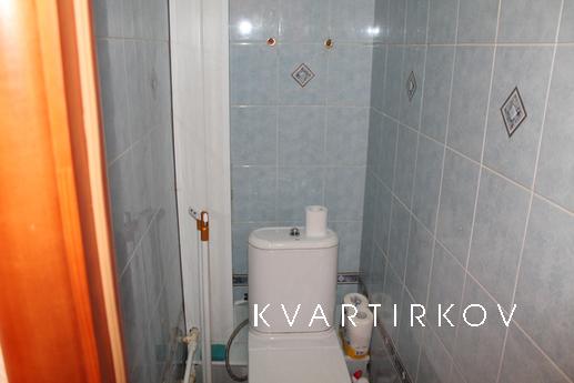 Двухкомнатная квартира в центре, Тюмень - квартира посуточно