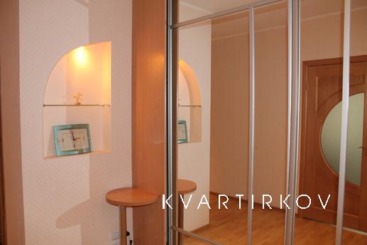 Business Class in the center, Tyumen - apartment by the day