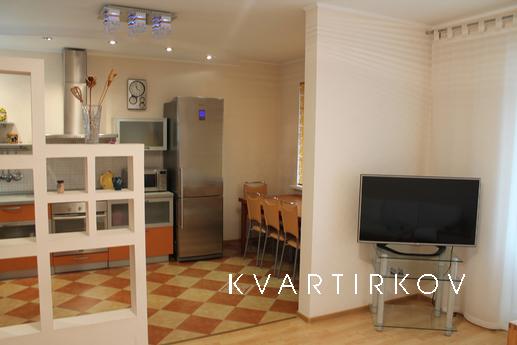 Business Class in the center, Tyumen - apartment by the day