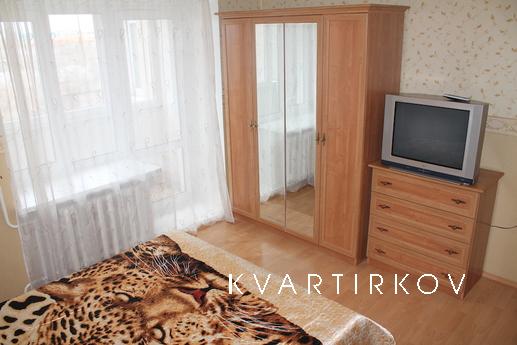 Двухкомнатная квартира в центре, Тюмень - квартира посуточно