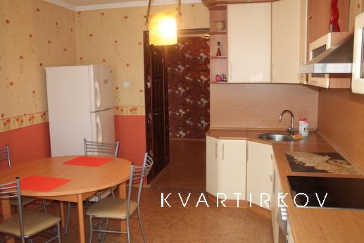 Двухкомнатная квартира в центре, Тюмень - квартира посуточно