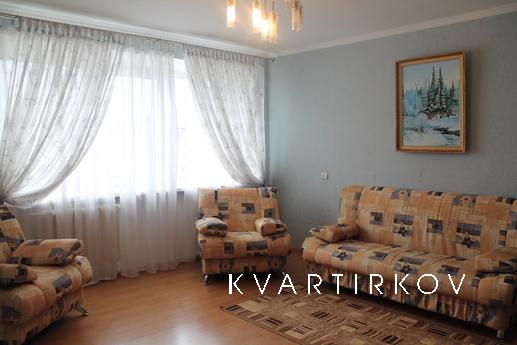 Двухкомнатная квартира в центре, Тюмень - квартира посуточно