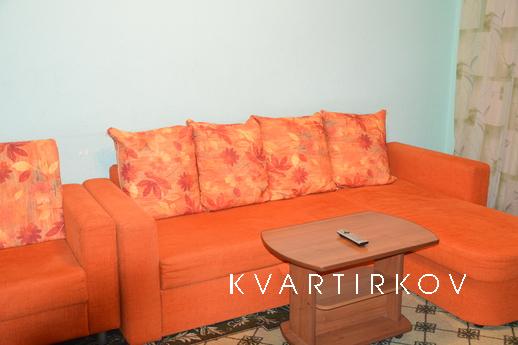 Уютная однокомнатная квартира сдается посуточно, на пересече