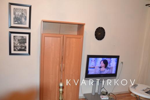 The apartment is at the TC Goodwin, Tyumen - apartment by the day