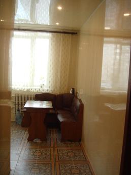 Daily, a 1-bedroom in the new building, Kharkiv - apartment by the day