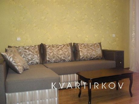 Apartment with a repair center, Melitopol - apartment by the day