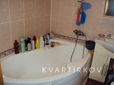 3 комнатная квартира в аренду, Казань - квартира посуточно