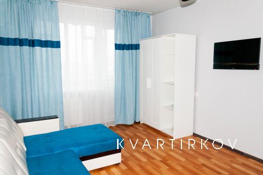 2 комн кв в Краснодаре. Современная, Краснодар - квартира посуточно