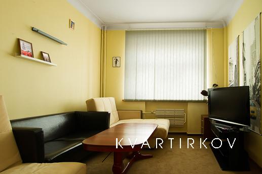 Двухкомнатный номер посуточно! Центр, Екатеринбург - квартира посуточно