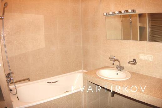 Сдаётся шикарная квартира в двух минутах пешком от метро Дин