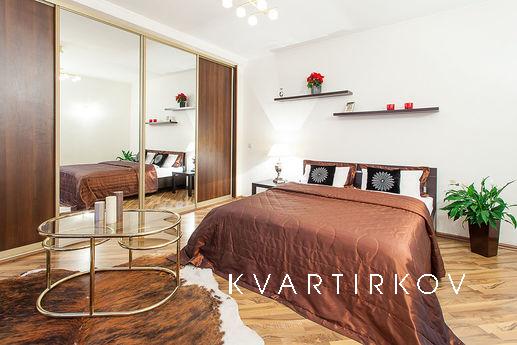 Великолепная квартира в центре, Москва - квартира посуточно