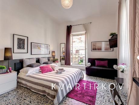 Сдается однокомнатная квартира в шаговой доступности от метр