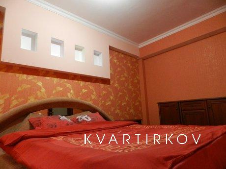 Добро пожаловать в просторную двухкомнатную квартиру, распол