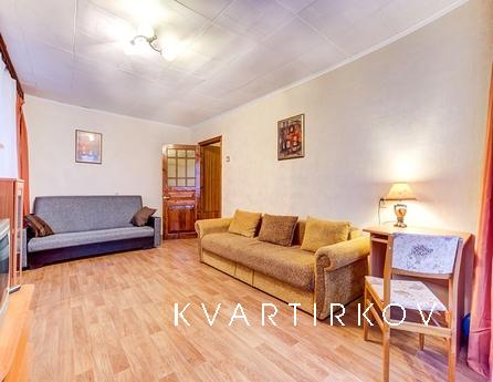 Хорошая 1-комнатная квартира с косметическим ремонтом на Лен