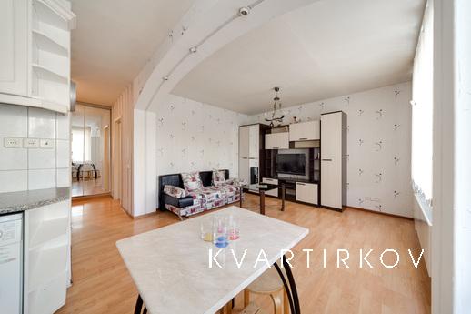 2 bedroom apartment for rent, Moscow - apartment by the day