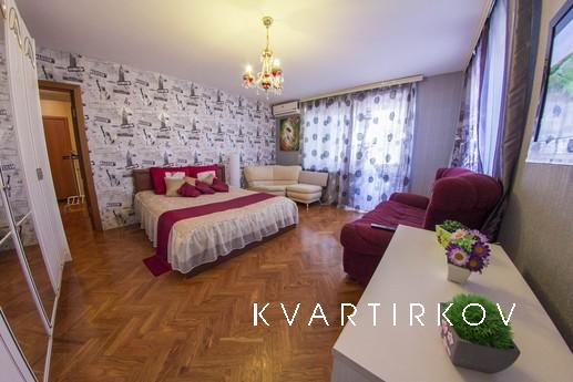 Однокомнатная квартира, Чернышевского104, Уфа - квартира посуточно