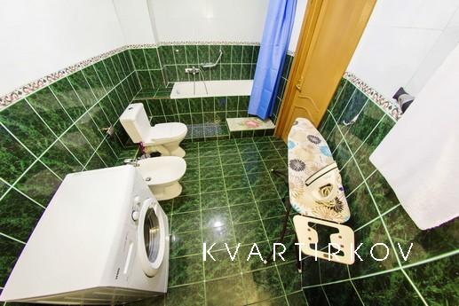 Однокомнатная квартира, Чернышевского104, Уфа - квартира посуточно