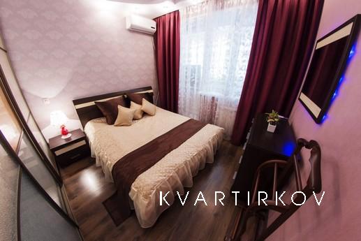 On the day rent studio apartment with a contemporary Europea